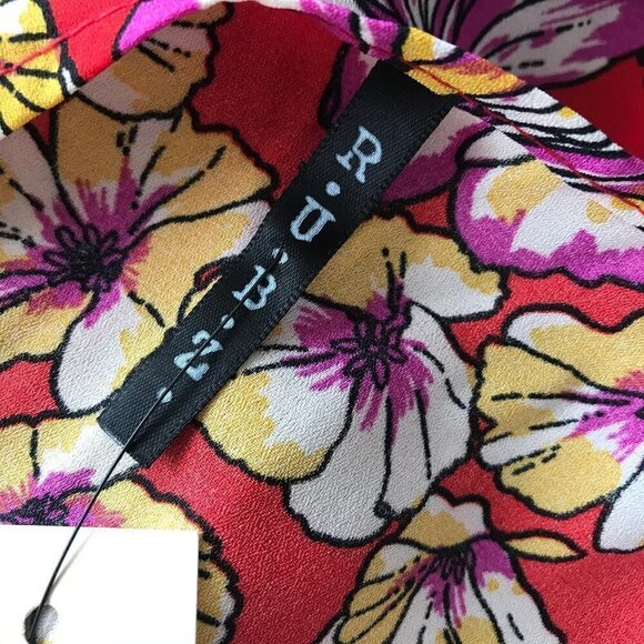 Jupee Red/Purple/Yellow Floral Covering. NWT - Picture 12 of 13